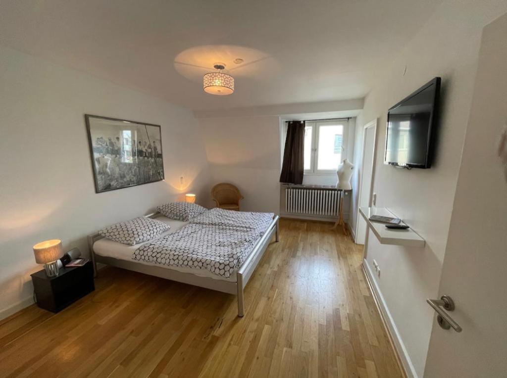 Luxury Rooftop Loft With River View 10Min To City Leilighet Düsseldorf Eksteriør bilde